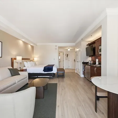 Mgm Signature - Strip View Suite- Free Valet Parking-3